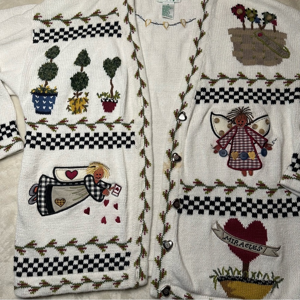 Funky fall angel grandma cardigan with checkerboard pattern details / medium - Picture 2 of 9